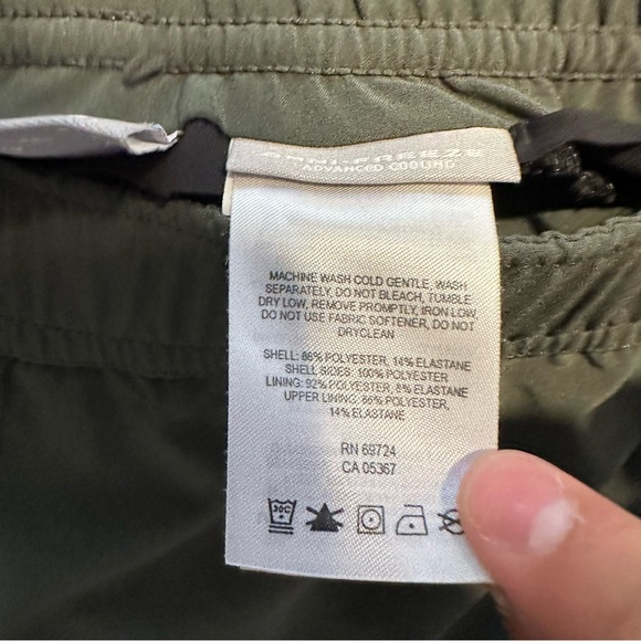 Columbia Men’s Shorts Size XXL - Picture 7 of 9